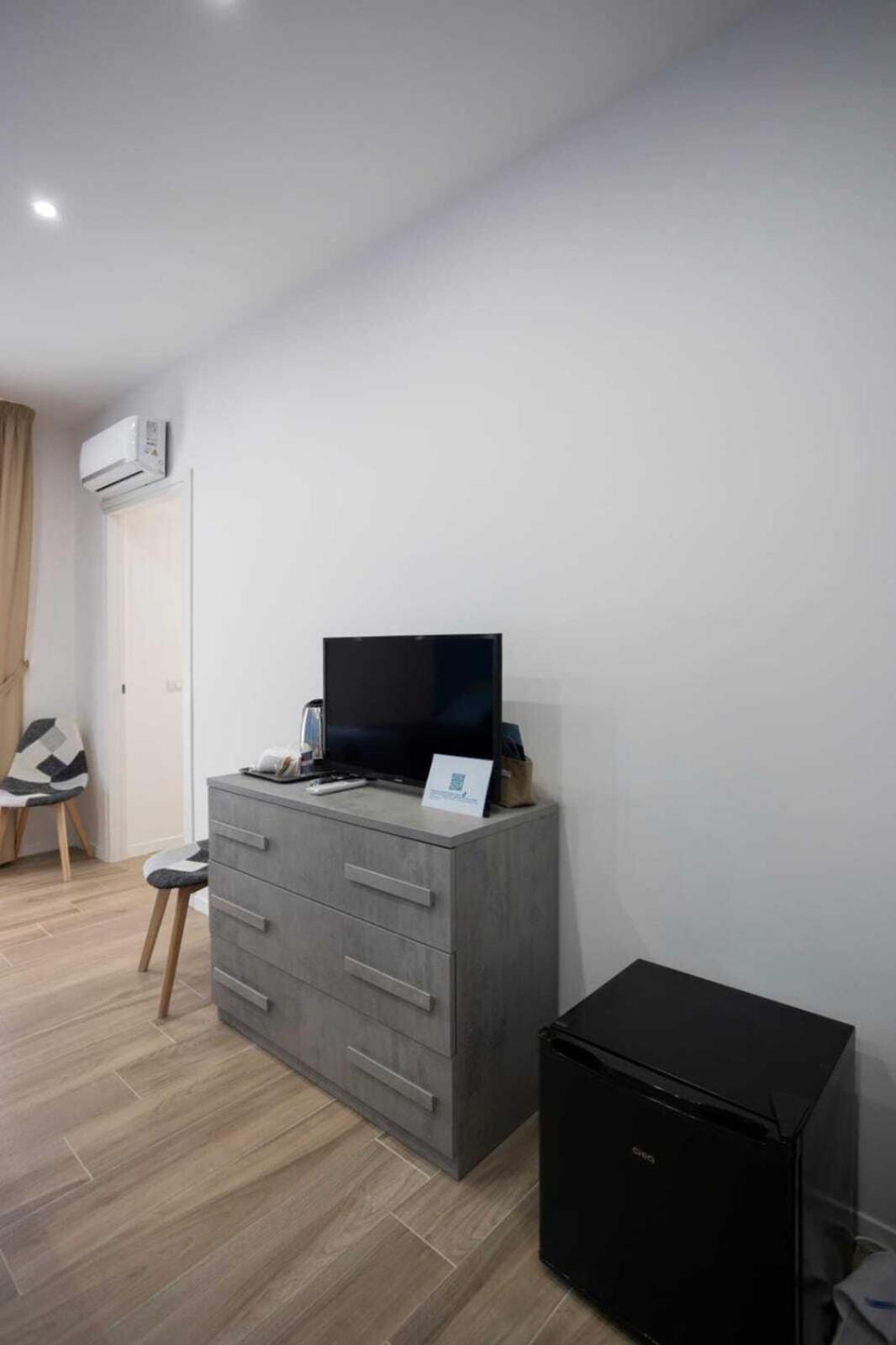 Giuly Suites & Rooms Napoli Eksteriør bilde