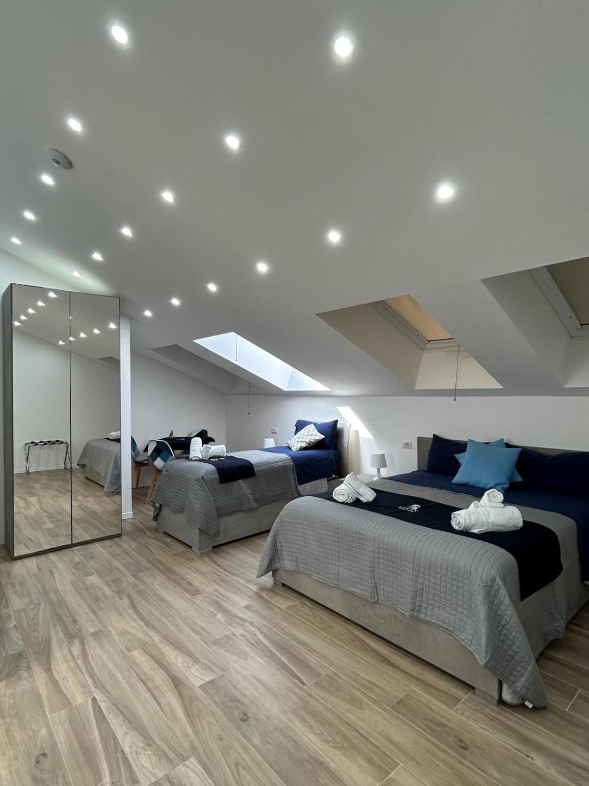 Giuly Suites & Rooms Napoli Eksteriør bilde