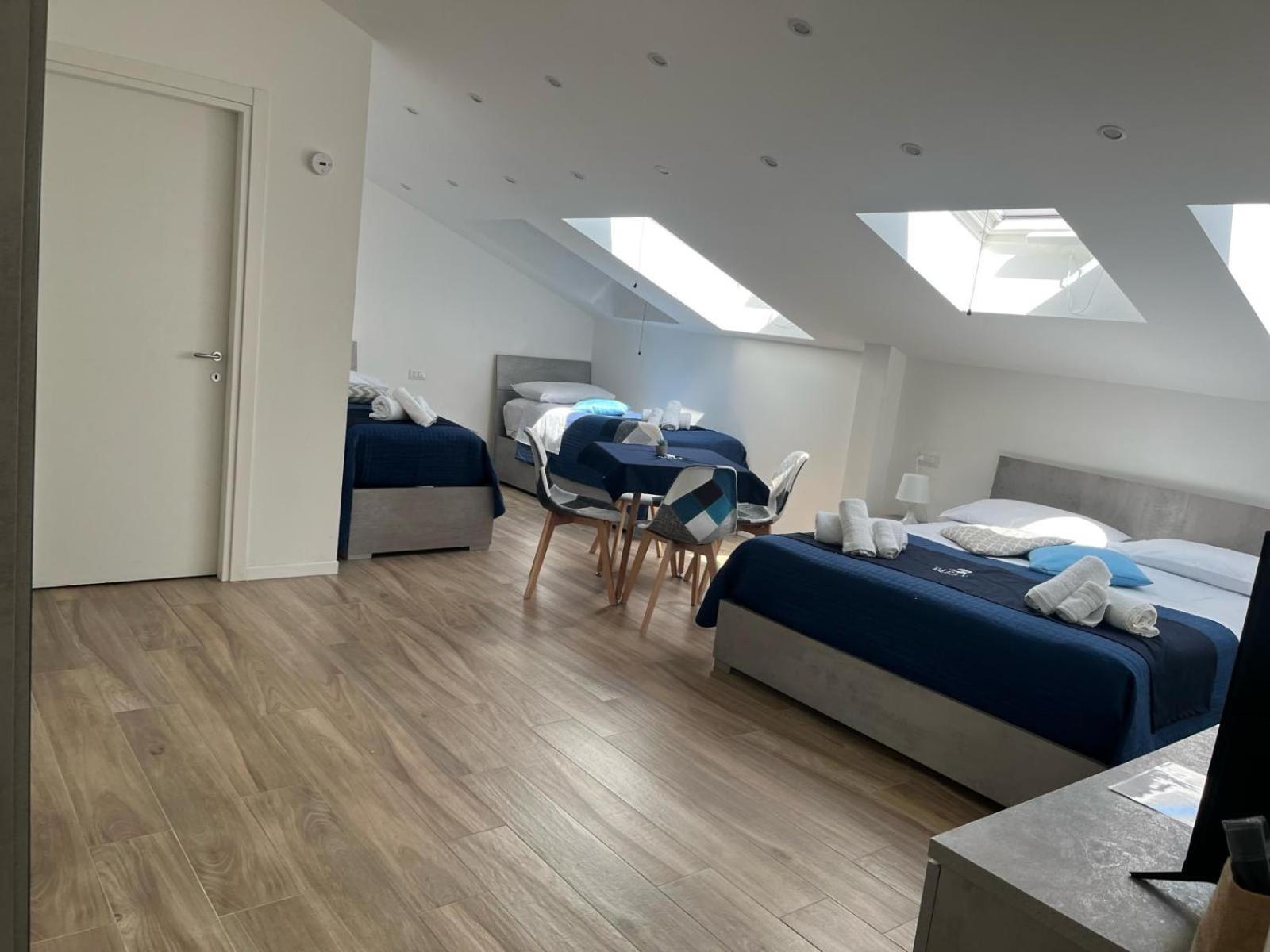 Giuly Suites & Rooms Napoli Eksteriør bilde